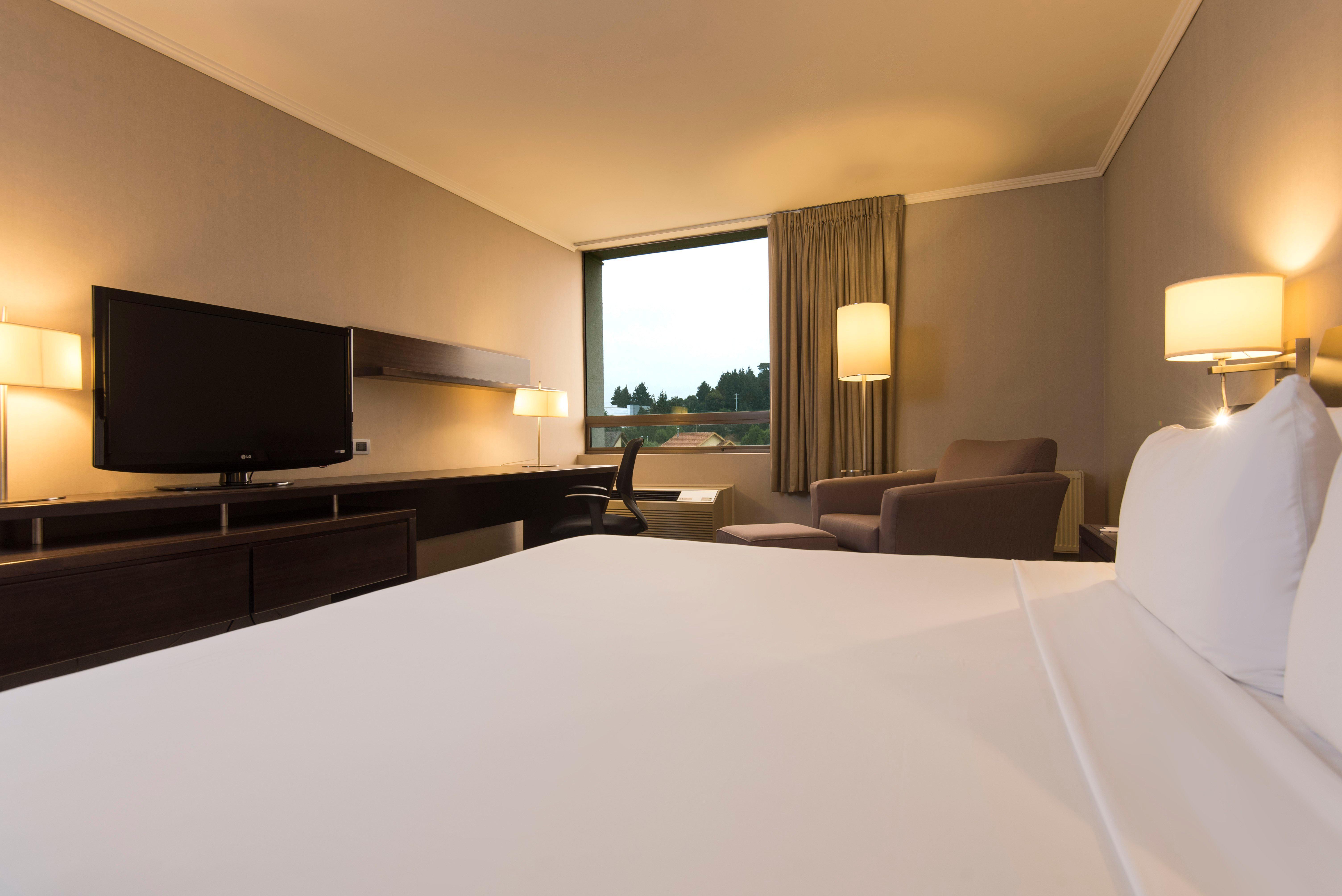 Holiday Inn Express - Concepcion By Ihg Ngoại thất bức ảnh